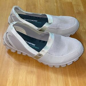 Skechers lightweight slip on memory foam shoes